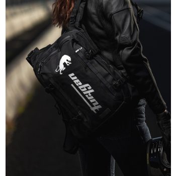 Genti si rucsacuri moto